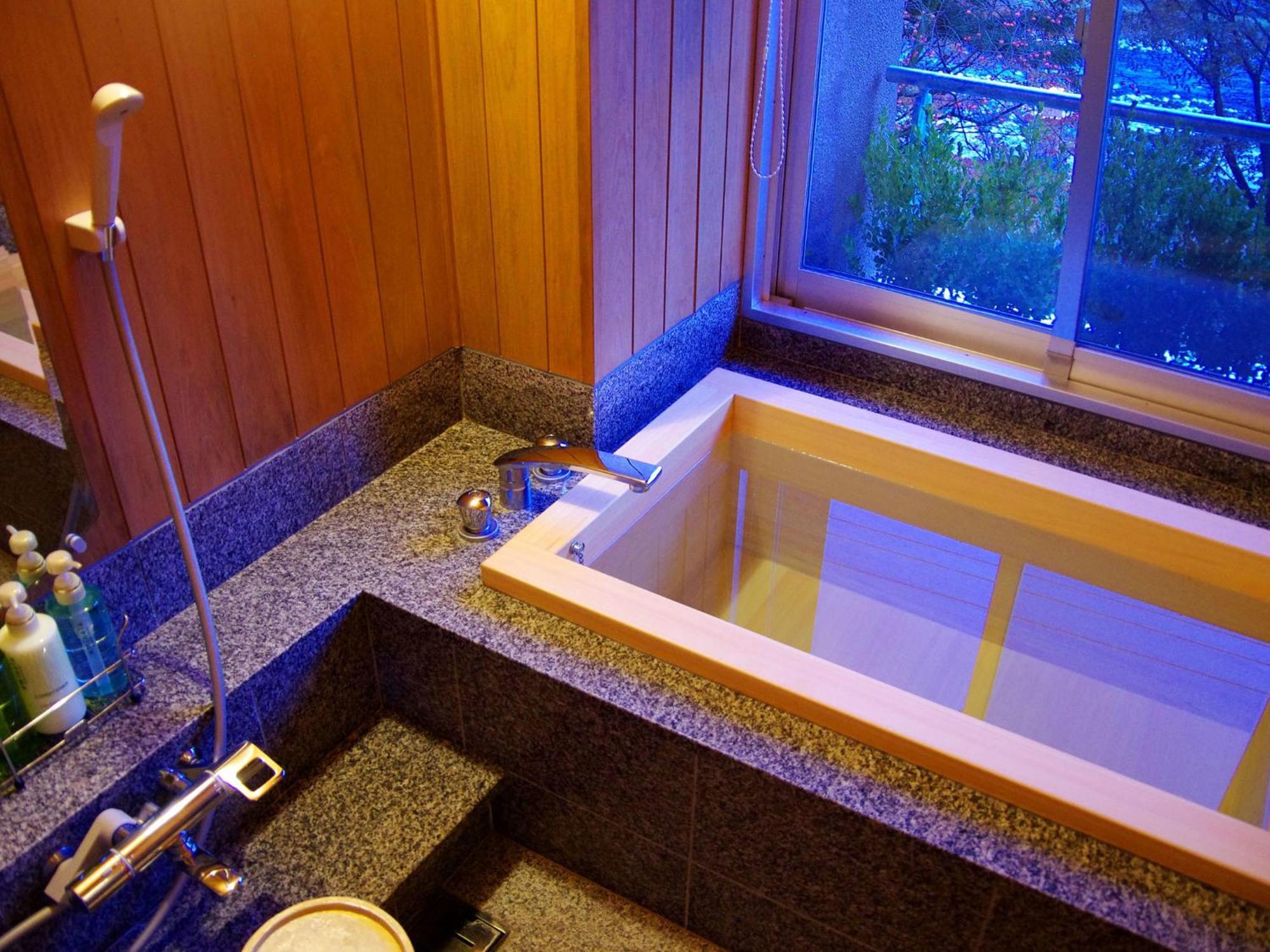 Gero Onsen Yukyunohana Oda fotoğraf